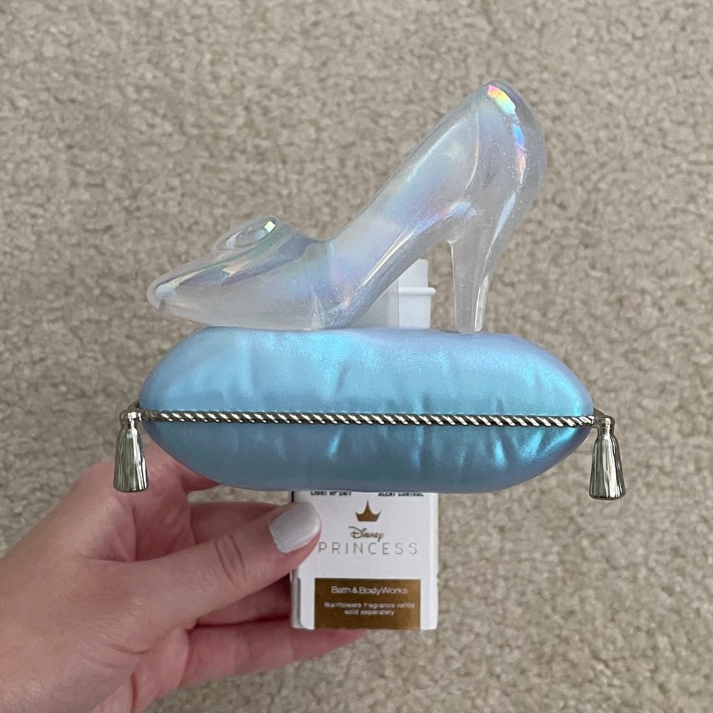 Bath & Body Works Disney Princess Cinderella Scent Control Wallflower Plug